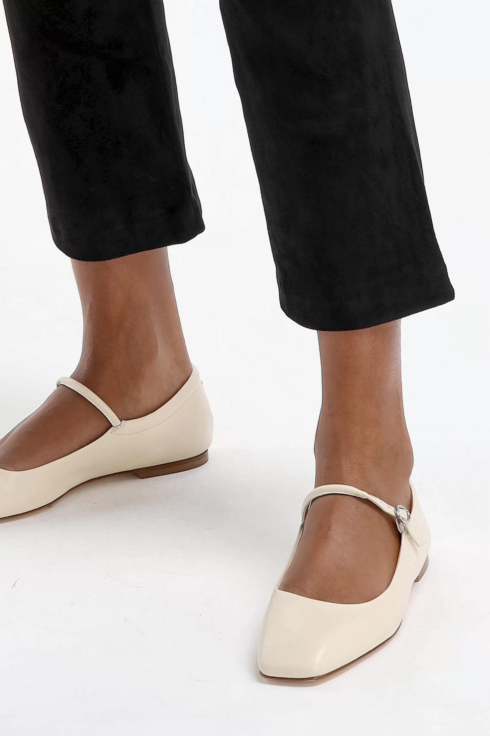 aeyde Loafers & Mules^Ballerines Uma A La Creme