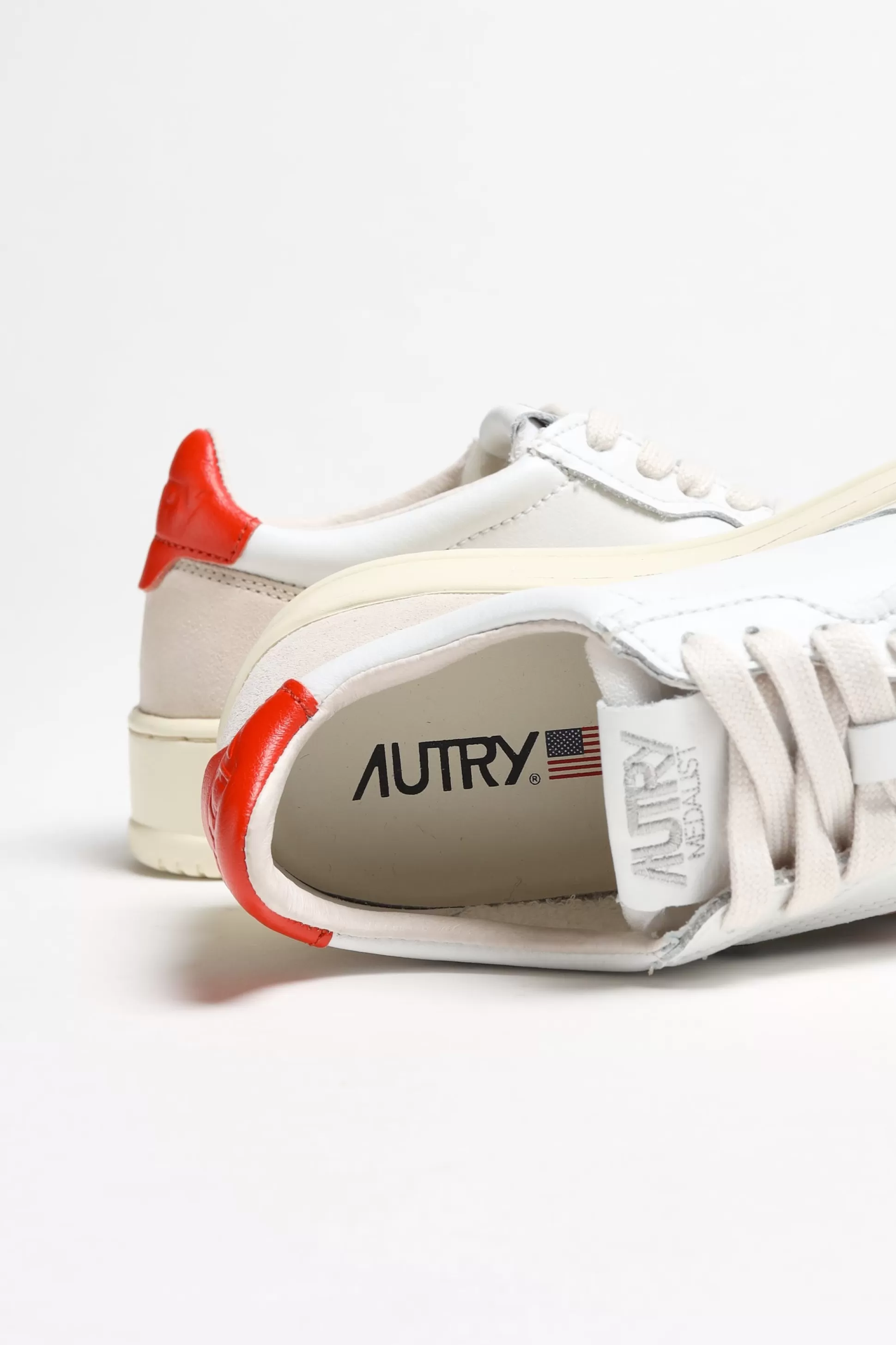 Autry Baskets^Baskets 01 Low Suede En Blanc/Orange